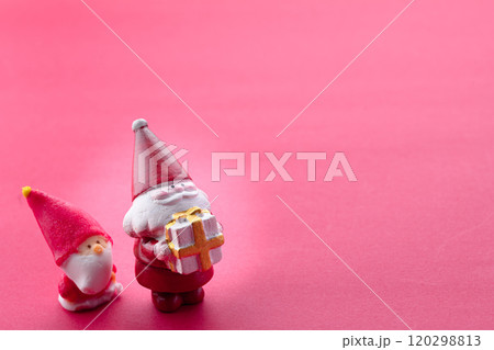 サンタクロース ( クリスマスイメージ ) サンタクロース ( クリスマスイメージ ) 120298813