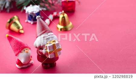 サンタクロース （ クリスマスイメージ ） 120298819