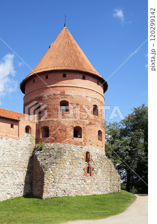 Tower of the Trakai Castle near Vilnius Tower of the Trakai Castle near Vilnius 120299142