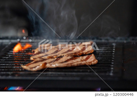 焼き肉　和牛 120300446