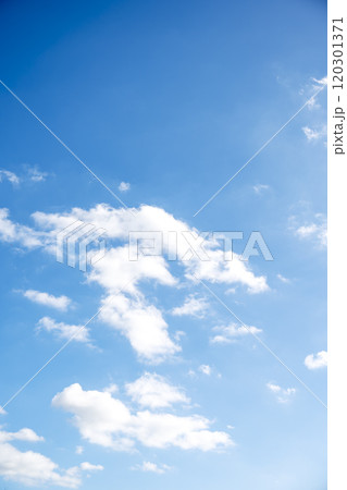 秋の空 晴れ 青空 11月 素材 秋の空 晴れ 青空 11月 素材 120301371