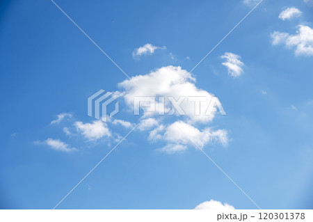 秋の空 晴れ 青空 11月 素材 秋の空 晴れ 青空 11月 素材 120301378