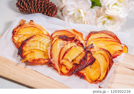 ぎょうざの皮のアップルパイ ぎょうざの皮のアップルパイ 120302216