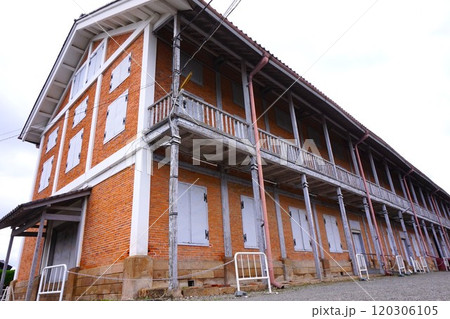 富岡製糸場 東置繭所 重要文化財 国宝 富岡製糸場 東置繭所 重要文化財 国宝 120306105