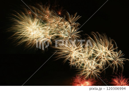 夏の夜空を染める 夏の夜空を染める 120306994