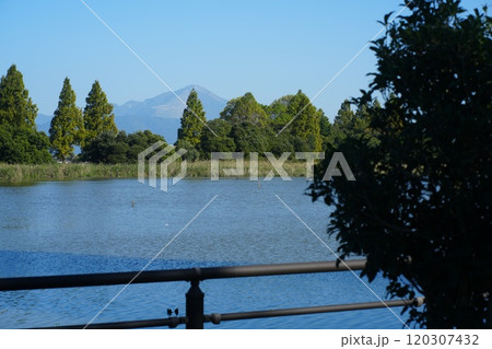 滋賀県 奥びわスポーツの森の風景 滋賀県 奥びわスポーツの森の風景 120307432