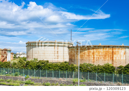JR清水駅東口前から見た風景(静岡県) 120309123
