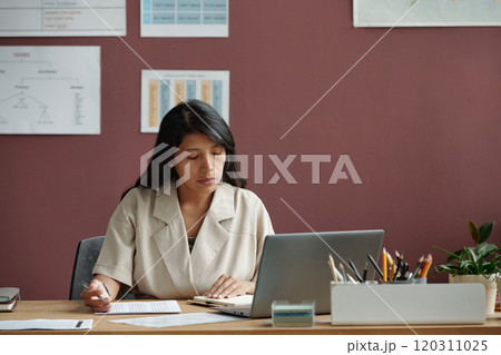Looking through notes of students 120311025