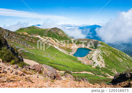 秋の御嶽山登山：継子岳と三ノ池 120316073