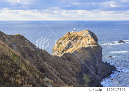 秋風に包まれる神威岬【北海道】 秋風に包まれる神威岬【北海道】 120317591