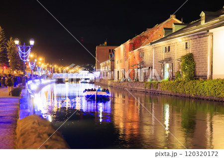 小樽運河の輝き~11月の夜を彩るイルミネーション~ 小樽運河の輝き~11月の夜を彩るイルミネーション~ 120320172