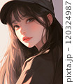 キャップを被ってる女性 120324987