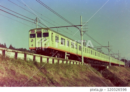 相鉄6000系6527～8両、西谷ー鶴ヶ峰、1976年10月11日 120326596