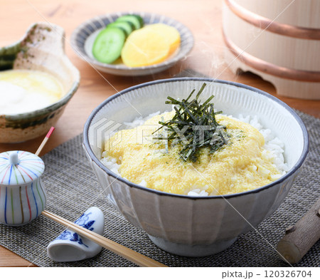 熱々のご飯で楽しむ とろろご飯　（ 味付けとろろ ） 120326704