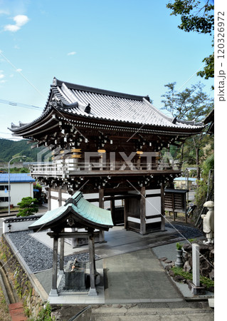第42番札所 一カ山 毘盧舎那院 仏木寺(仁王門)【愛媛県宇和島市】 120326972