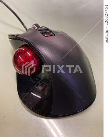赤い玉のトラックボール 120327451