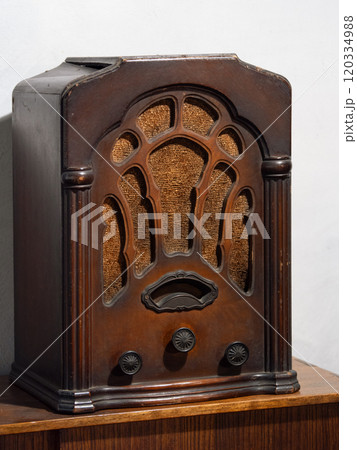 古いラジオ受信機 120334988