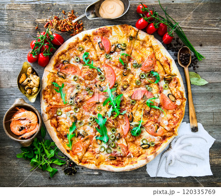 tasty pizza 120335769