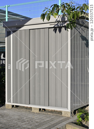 住宅のスチール製の物置き 住宅のスチール製の物置き 120337515