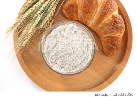 小麦粉とパン 120338356