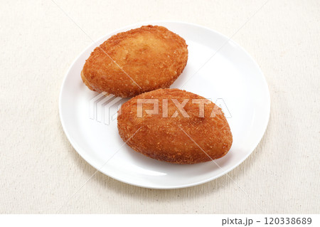 美味しそうなカレーパン 美味しそうなカレーパン 120338689