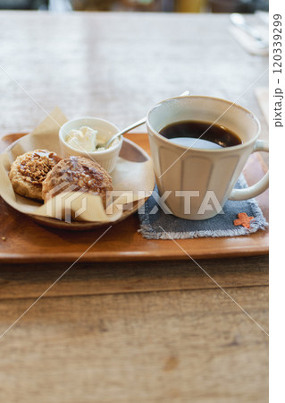 キャラメルスコーンと珈琲 キャラメルスコーンと珈琲 120339299