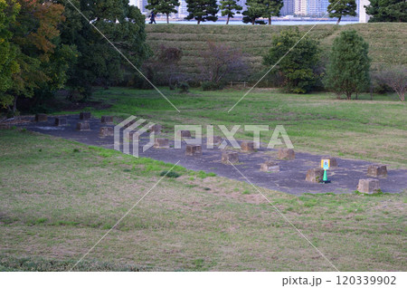 第三台場に残る陣屋跡 120339902