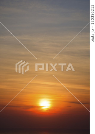 知床の夕日 知床の夕日 120356213