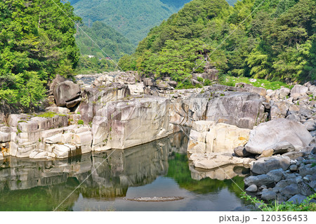【寝覚の床】 長野県木曽郡上松町上松 【寝覚の床】 長野県木曽郡上松町上松 120356453