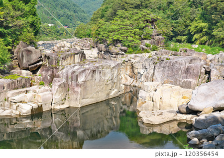 【寝覚の床】 長野県木曽郡上松町上松 120356454
