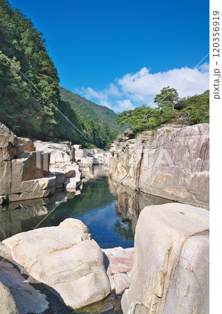 【寝覚の床】 長野県木曽郡上松町上松 【寝覚の床】 長野県木曽郡上松町上松 120356919