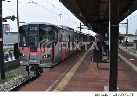 JR西日本　宇野線　宇野駅 120357171