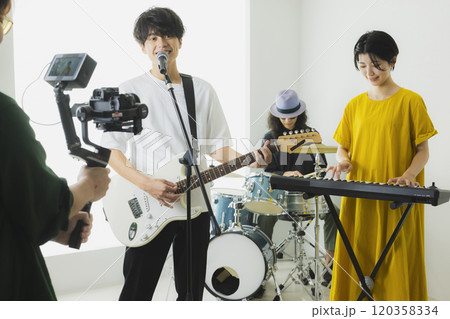 バンド　ライブ　 120358334