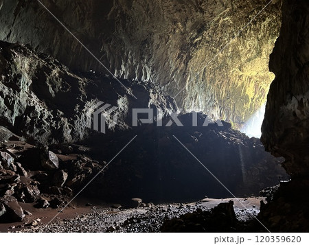 DEER Cave - Show cave tour at Gunung Mulu National Park DEER Cave - Show cave tour at Gunung Mulu National Park 120359620