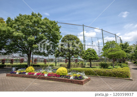 富岡西公園　神奈川県横浜市金沢区富岡西 120359937