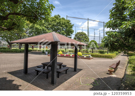 富岡西公園 神奈川県横浜市金沢区富岡西 富岡西公園 神奈川県横浜市金沢区富岡西 120359953
