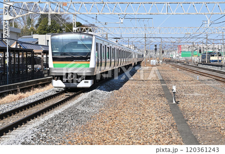 鉄道　JR東日本：高崎線　E233系　倉賀野駅 120361243