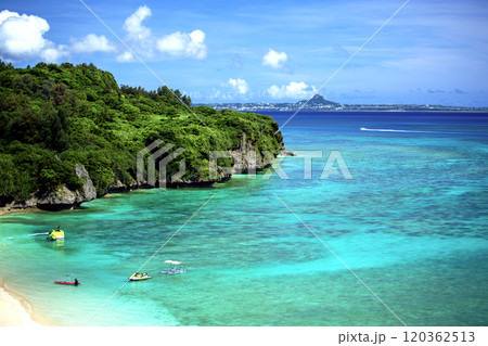 沖縄の美しい海 瀬底島 沖縄の美しい海 瀬底島 120362513