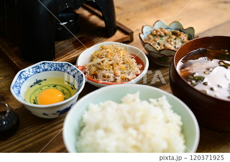 納豆たまごかけご飯定食 納豆たまごかけご飯定食 120371925