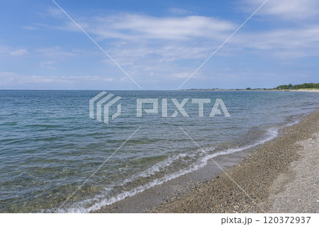 富山湾に面する石田浜海水浴場 富山湾に面する石田浜海水浴場 120372937