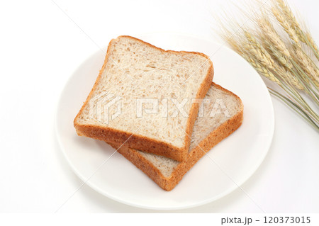 全粒粉の食パン 120373015