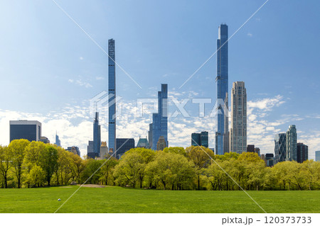 Manhattan skyscrapers and Central Park 120373733