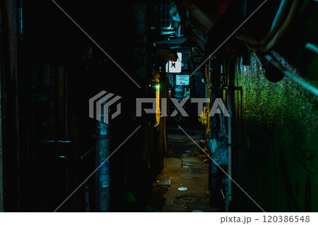 夜の暗い路地 夜の暗い路地 120386548