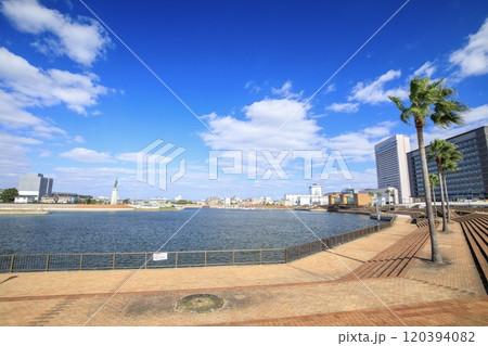 堺市、堺旧港の親水プロムナード 堺市、堺旧港の親水プロムナード 120394082