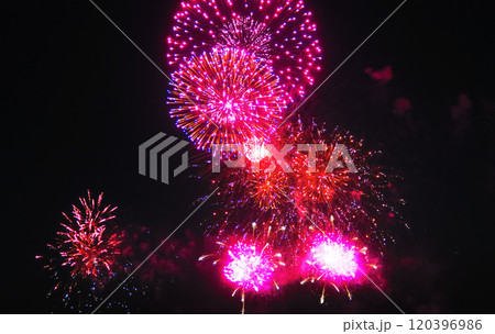 2024年の戸田橋花火大会といたばし花火大会の合同花火大会の風景 2024年の戸田橋花火大会といたばし花火大会の合同花火大会の風景 120396986