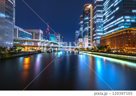 大阪の水辺の夜景　田蓑橋 120397105