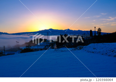 夜明け前の赤城山 夜明け前の赤城山 120398064