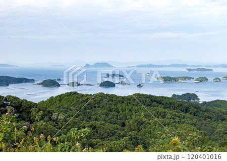 長崎県佐世保市　九十九島観光公園の風景 120401016