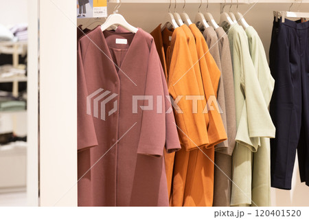 アパレル　商品棚 120401520