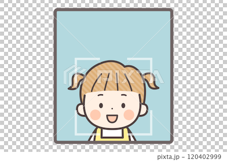 顔認証をする小さな女の子 120402999